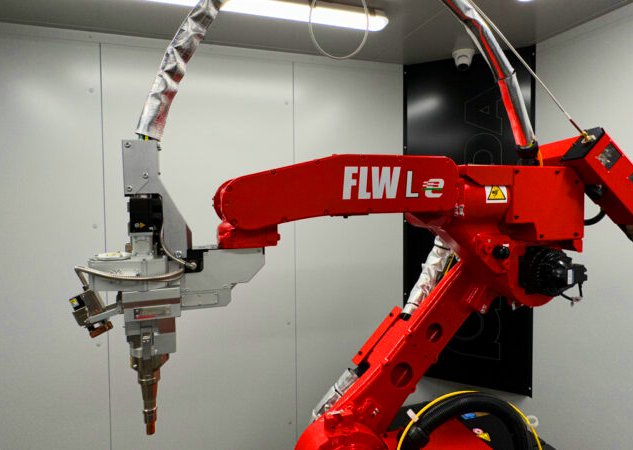 Entry-level welding model conquers demonstration centre in Haan