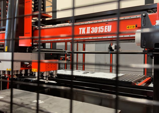 The AMADA TK II 3015 EU puts an end to time-consuming manual sorting!