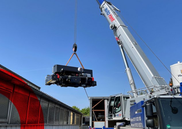 Delivery of punch-laser combination at Plasmacut Metallverarbeitung GmbH