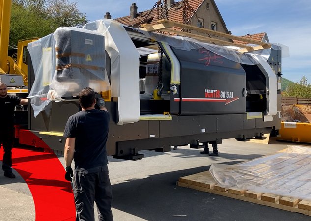 VENTIS3015AJ Fiberlaser - Reichenbacher Apparatebau GmbH