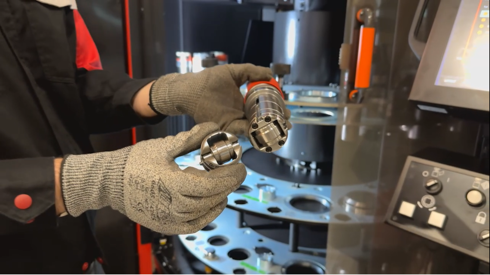 AMADA showcases networked manufacturing solutions at in-house exhibitions in Haan, Landshut, and Reutlingen